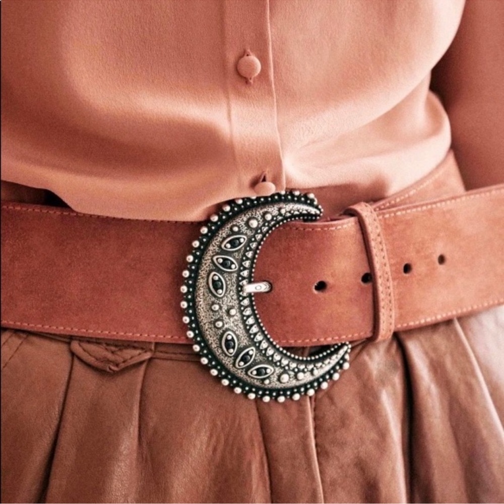 Sezane Pink Belt with Silver Crescent Buckle - final price will not go below $75 - Picture 2 of 11